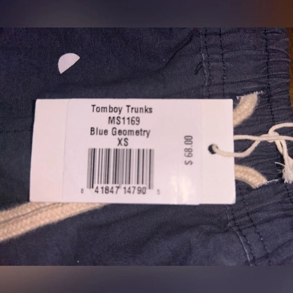 NWT Mollusk Women’s Tomboy Trunks Size XS Blue Geometry Color - Picture 3 of 3